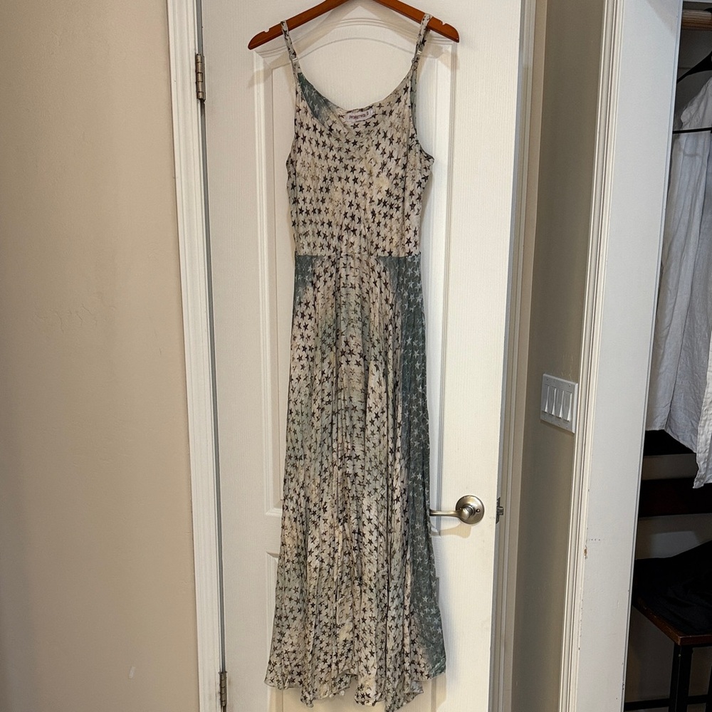 Pete & Greta Johnny Was Sleeveless Star-Print Maxi Dress